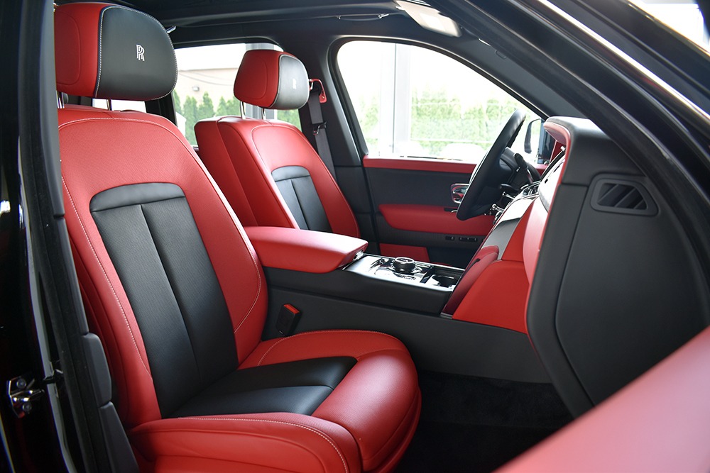2020 Rolls-Royce Cullinan Image 4
