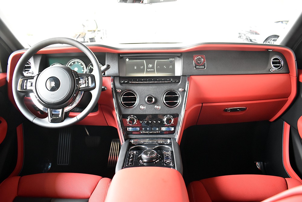 2020 Rolls-Royce Cullinan Image 7