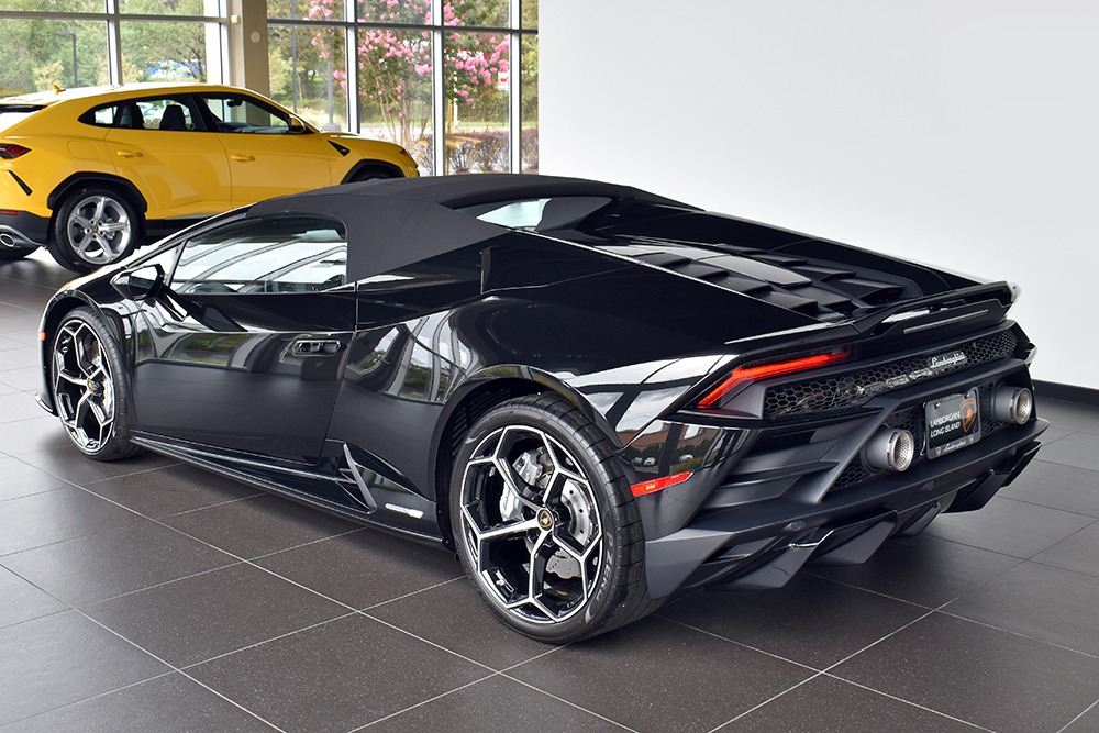 2020 Lamborghini Huracan Image 13