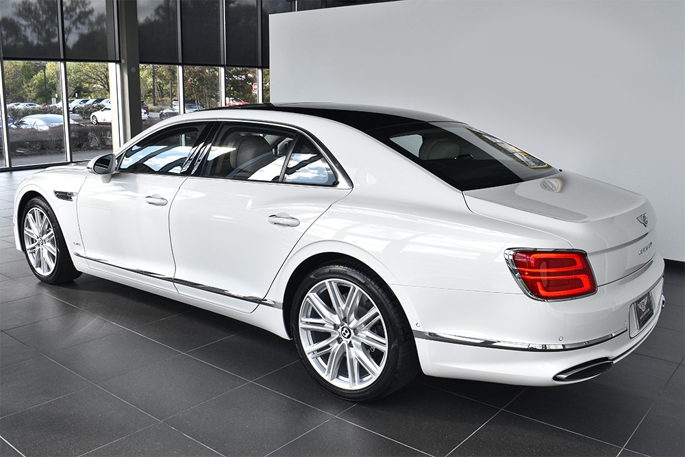 2020 Bentley Flying Spur Image 2
