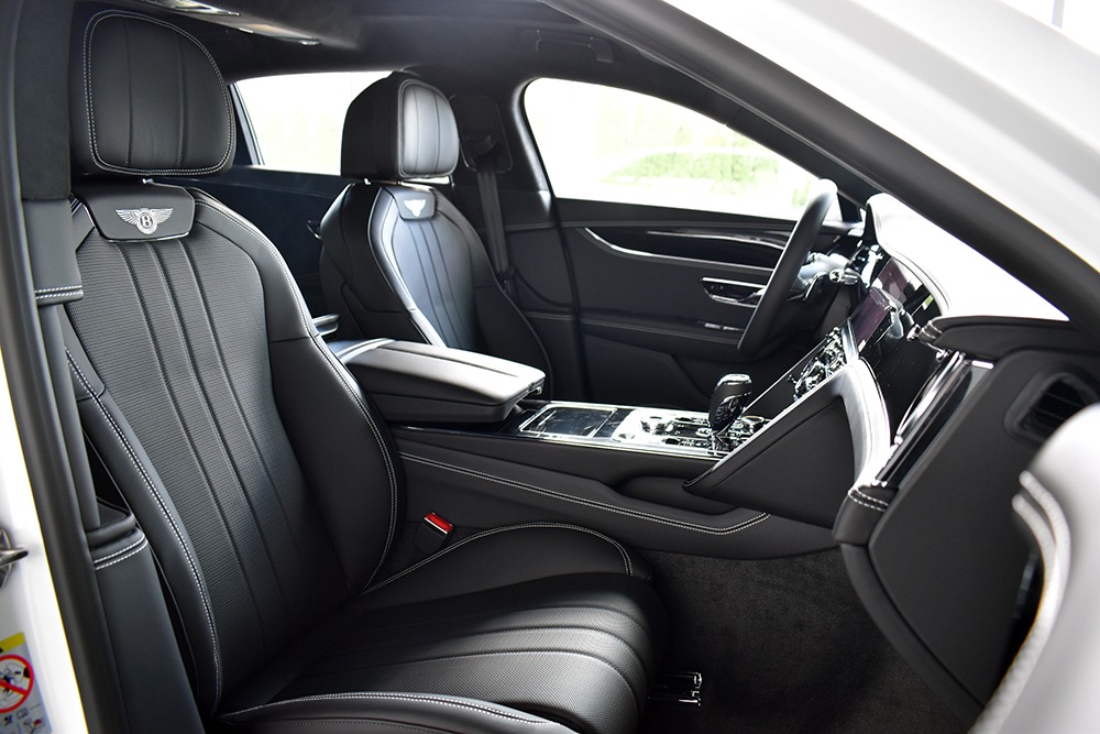 2020 Bentley Flying Spur Image 4