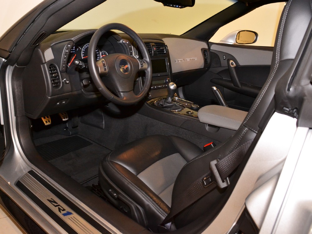 2010 Chevrolet Corvette ZR1 Image 3