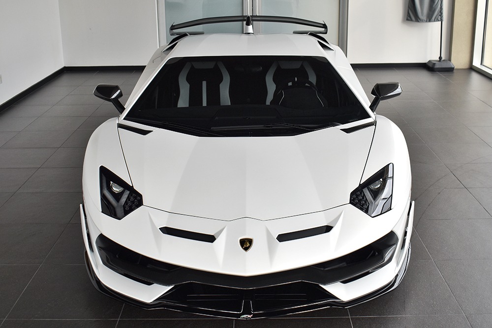 2019 Lamborghini Aventador Image 6