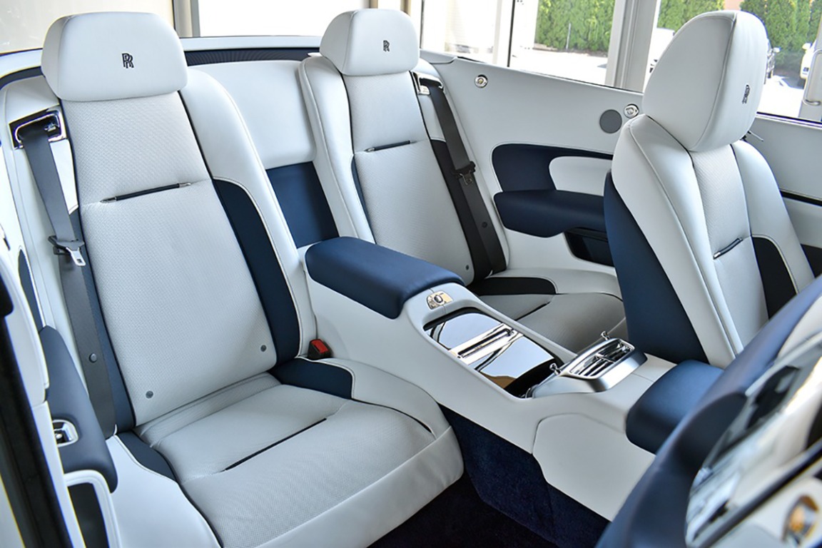 2020 Rolls-Royce Dawn Image 10