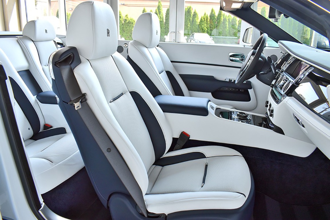 2020 Rolls-Royce Dawn Image 5