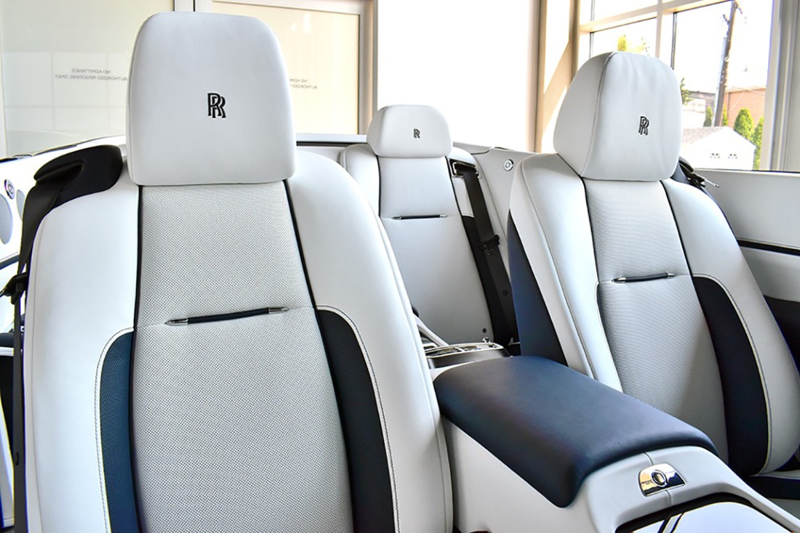 2020 Rolls-Royce Dawn Image 9