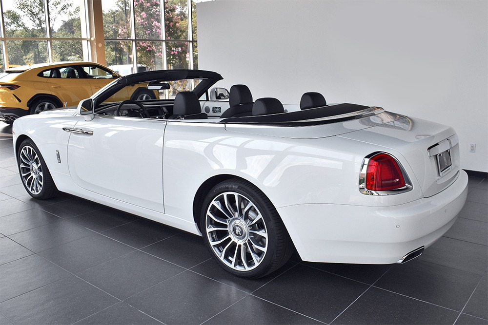 2020 Rolls-Royce Dawn Image 2