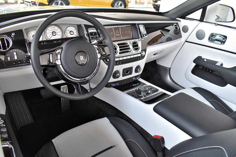 2020 Rolls-Royce Dawn Image 4