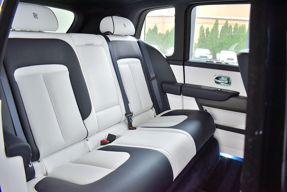 2020 Rolls-Royce Cullinan Image 10