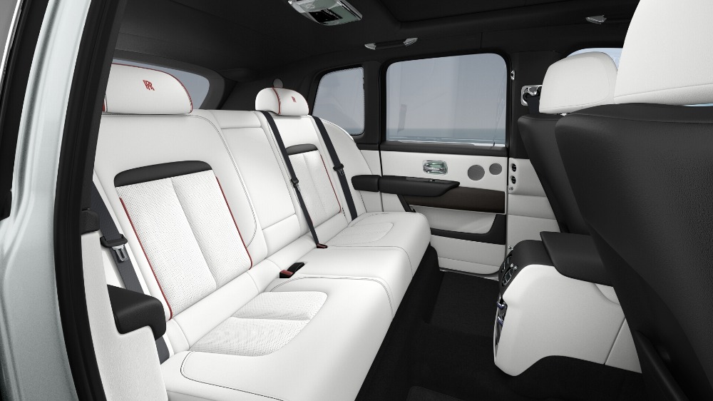 2020 Rolls-Royce Cullinan Image 8