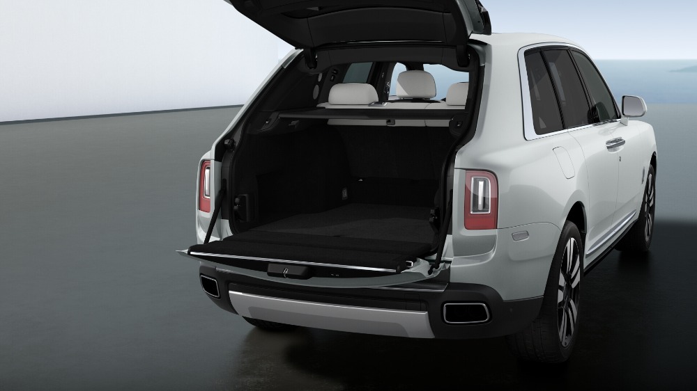 2020 Rolls-Royce Cullinan Image 10