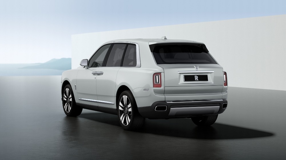 2020 Rolls-Royce Cullinan Image 2