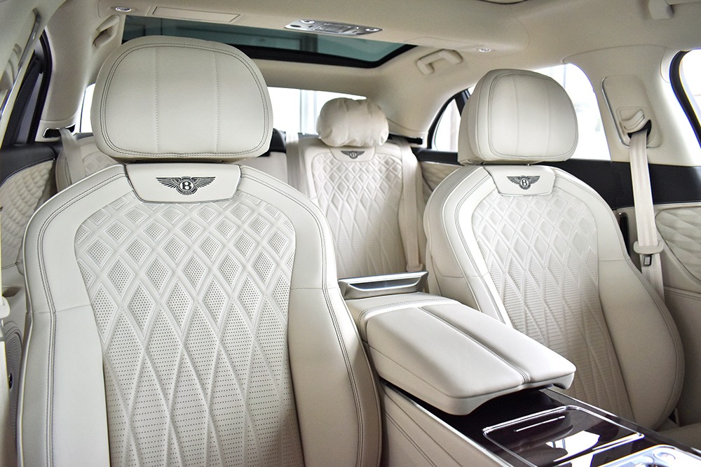 2021 Bentley Flying Spur Image 8