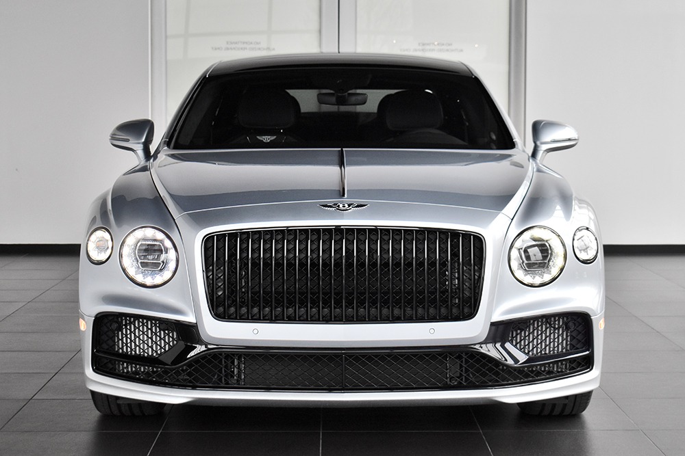 2021 Bentley Flying Spur Image 10