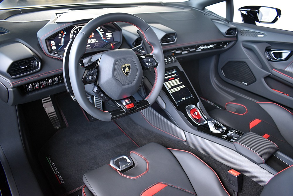 2020 Lamborghini Huracan Image 3
