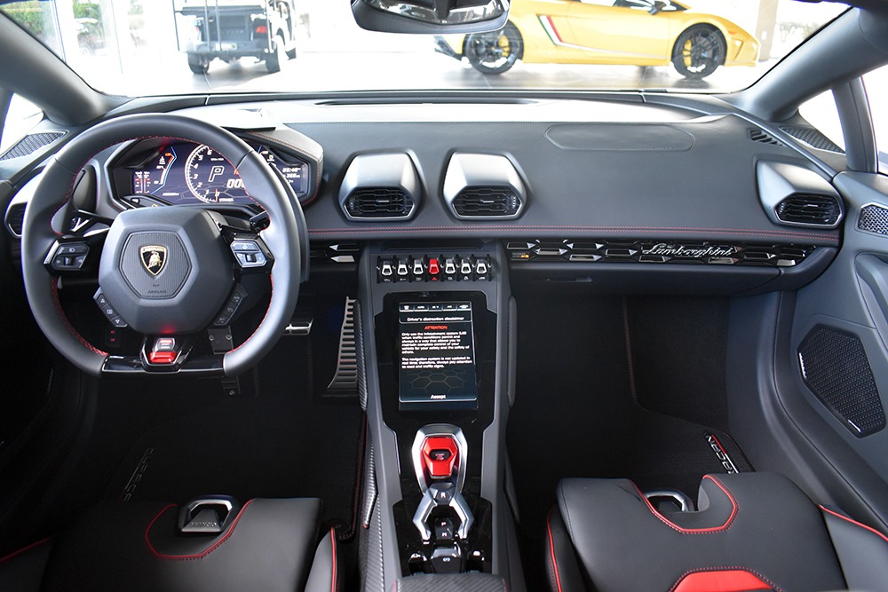 2020 Lamborghini Huracan Image 7