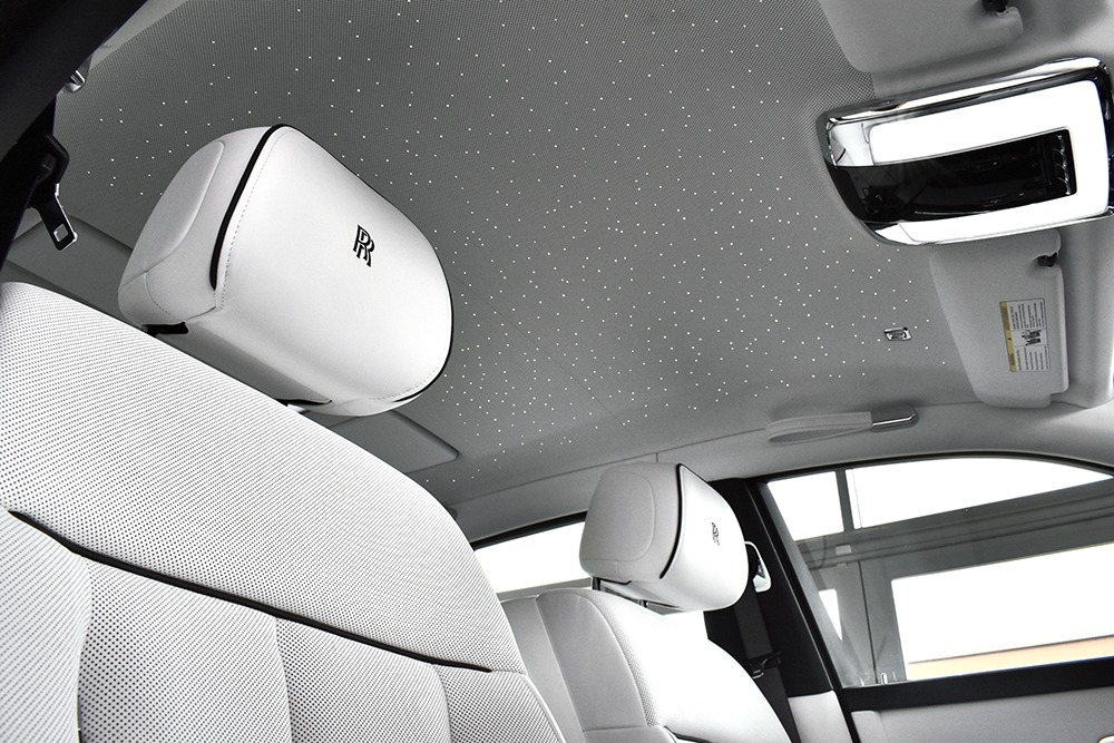 2021 Rolls-Royce Phantom Sedan Image 6