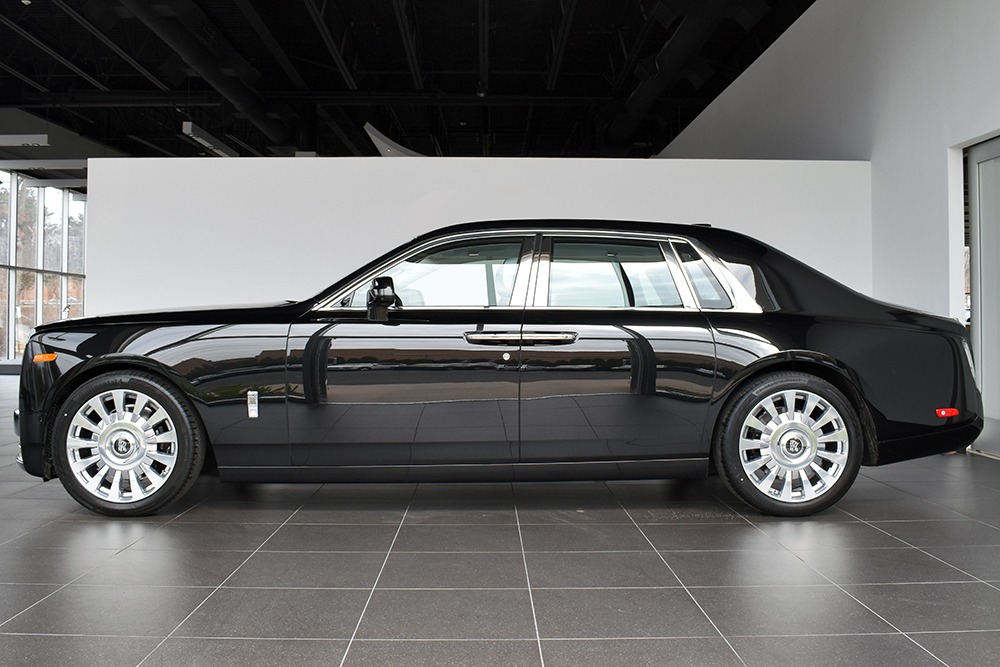 2021 Rolls-Royce Phantom Sedan Image 7