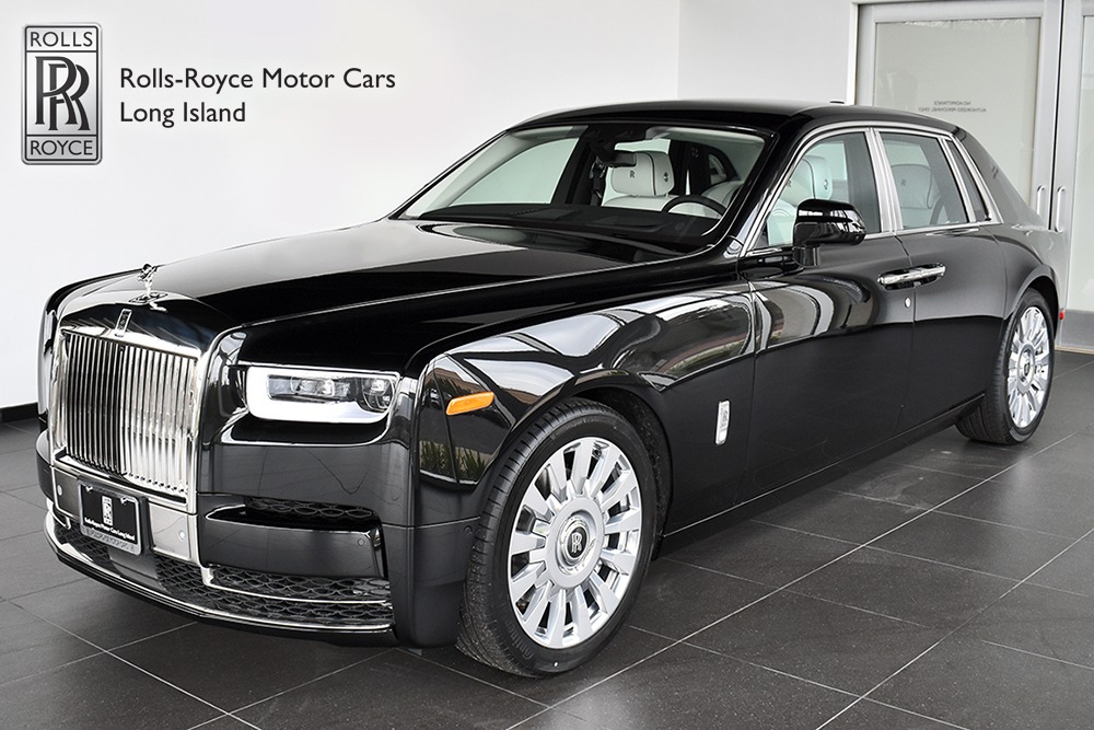 2021 Rolls-Royce Phantom Sedan Image 1