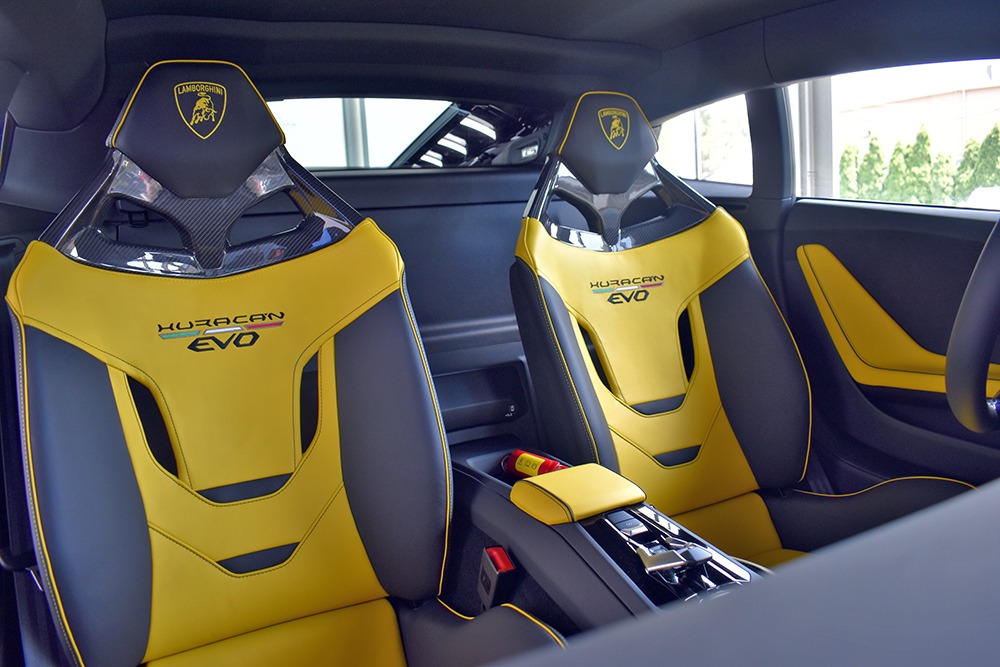 2020 Lamborghini Huracan Image 7