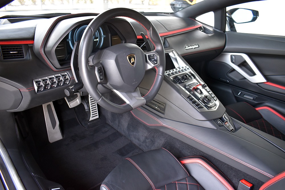 2018 Lamborghini Aventador S Image 3