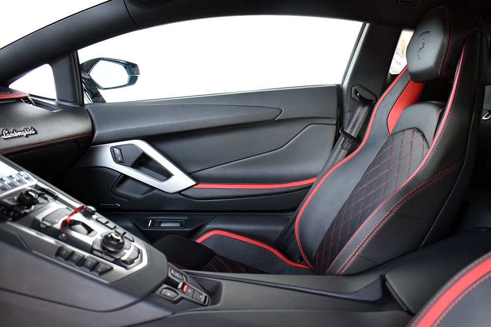 2018 Lamborghini Aventador S Image 4