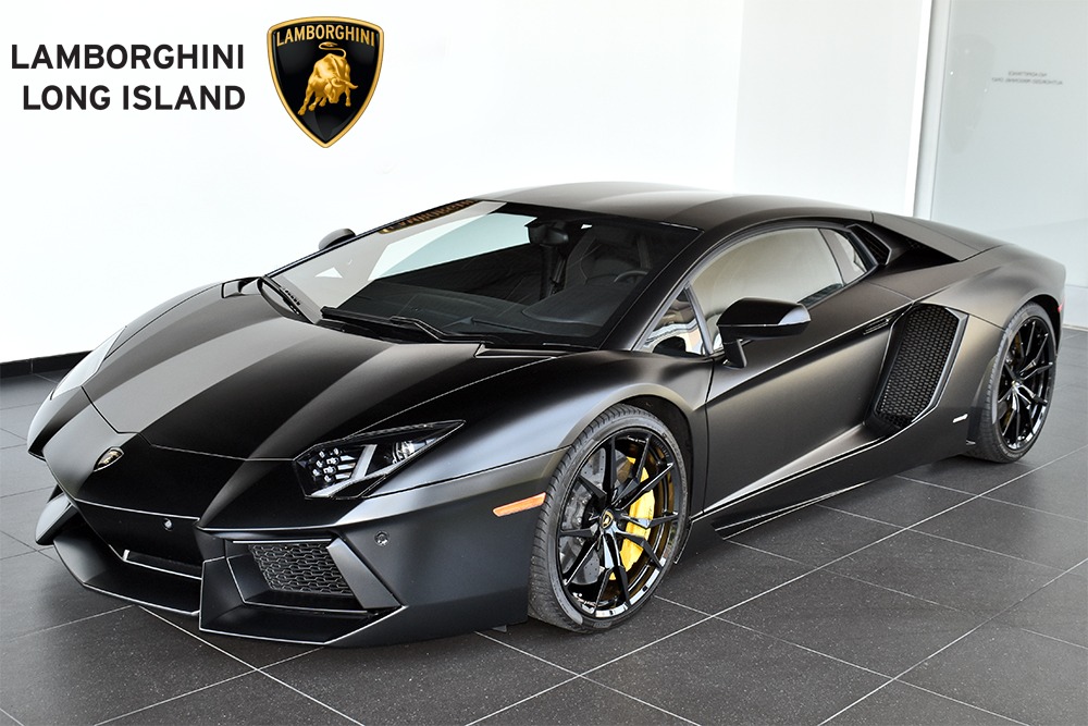 2014 Lamborghini Aventador Image 1