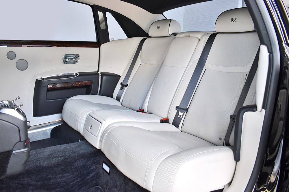 2017 Rolls-Royce Ghost Series II Image 8