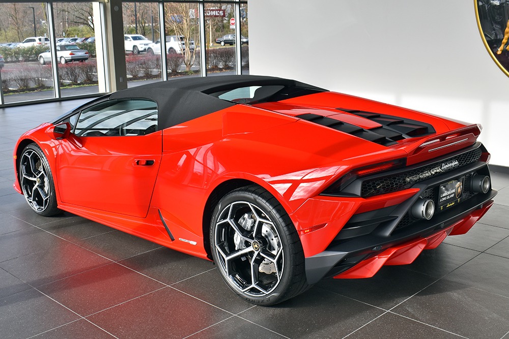 2021 Lamborghini Huracan Image 12