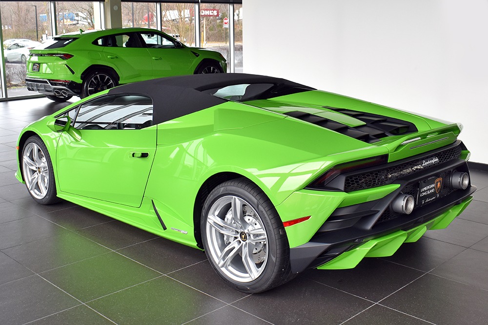 2021 Lamborghini Huracan Image 3