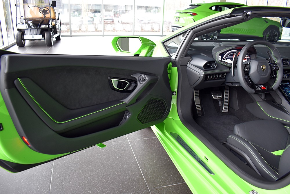 2021 Lamborghini Huracan Image 8