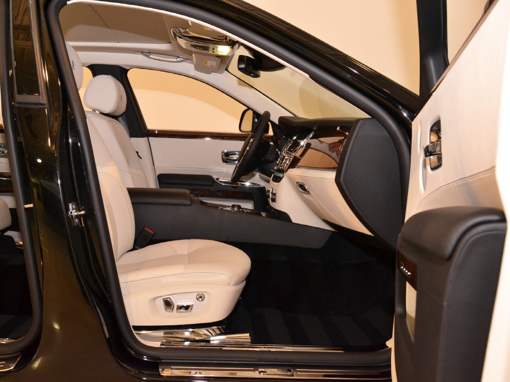 2012 Rolls-Royce Ghost EWB Image 13
