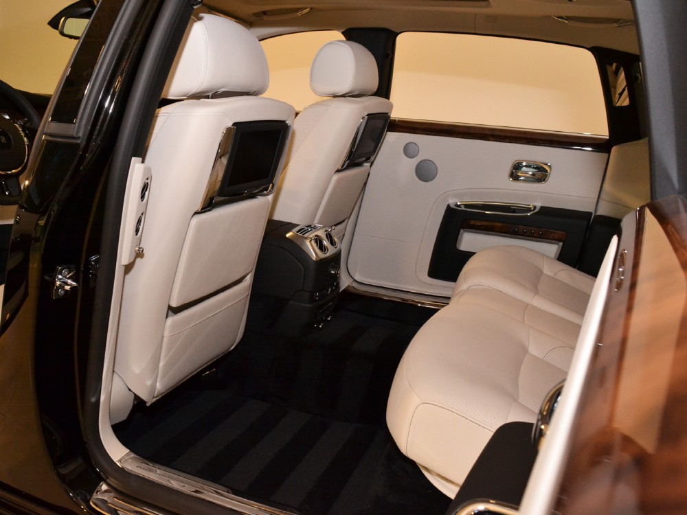 2012 Rolls-Royce Ghost EWB Image 18