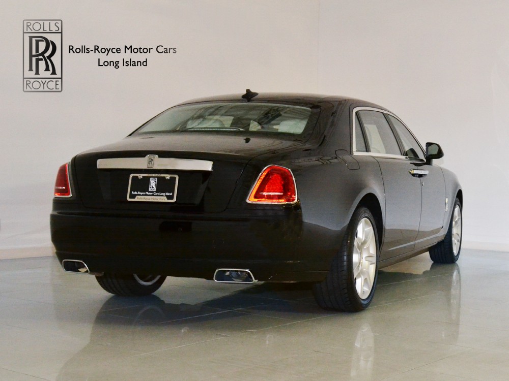 2012 Rolls-Royce Ghost EWB Image 2