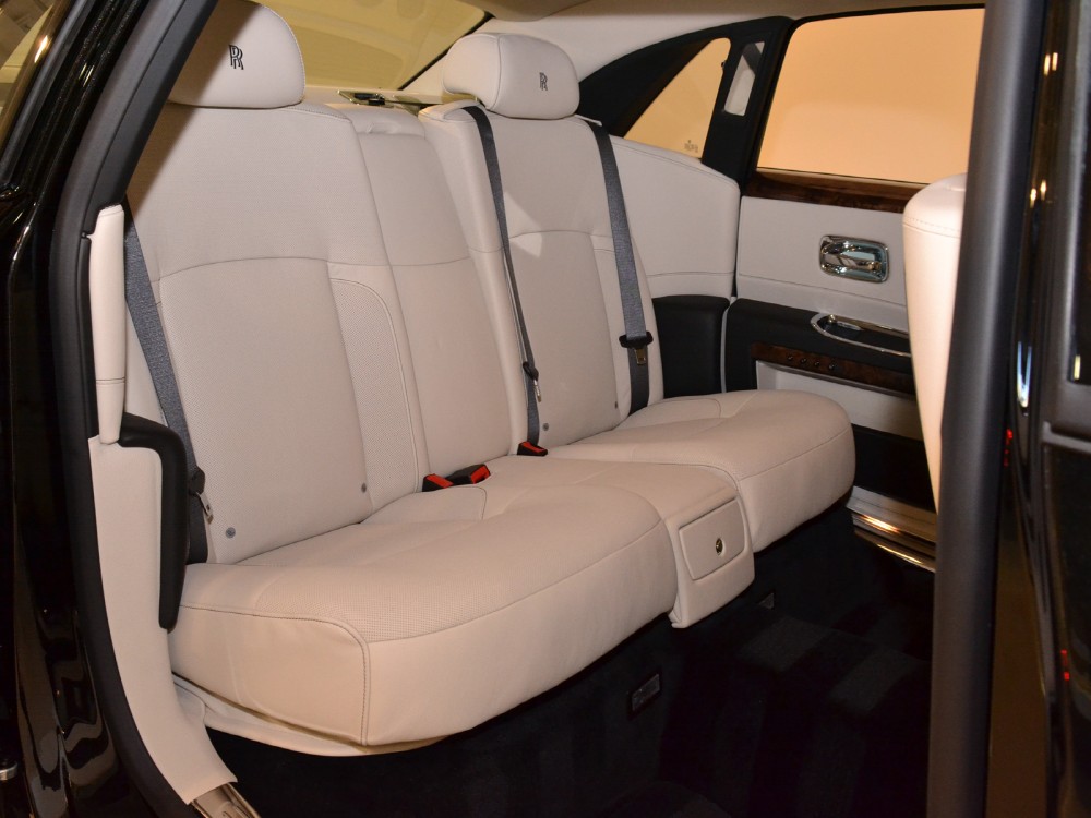 2012 Rolls-Royce Ghost EWB Image 22