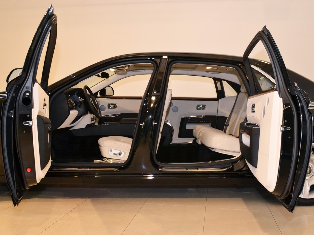2012 Rolls-Royce Ghost EWB Image 24