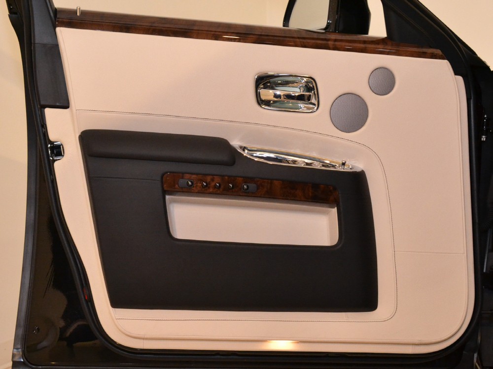 2012 Rolls-Royce Ghost EWB Image 25