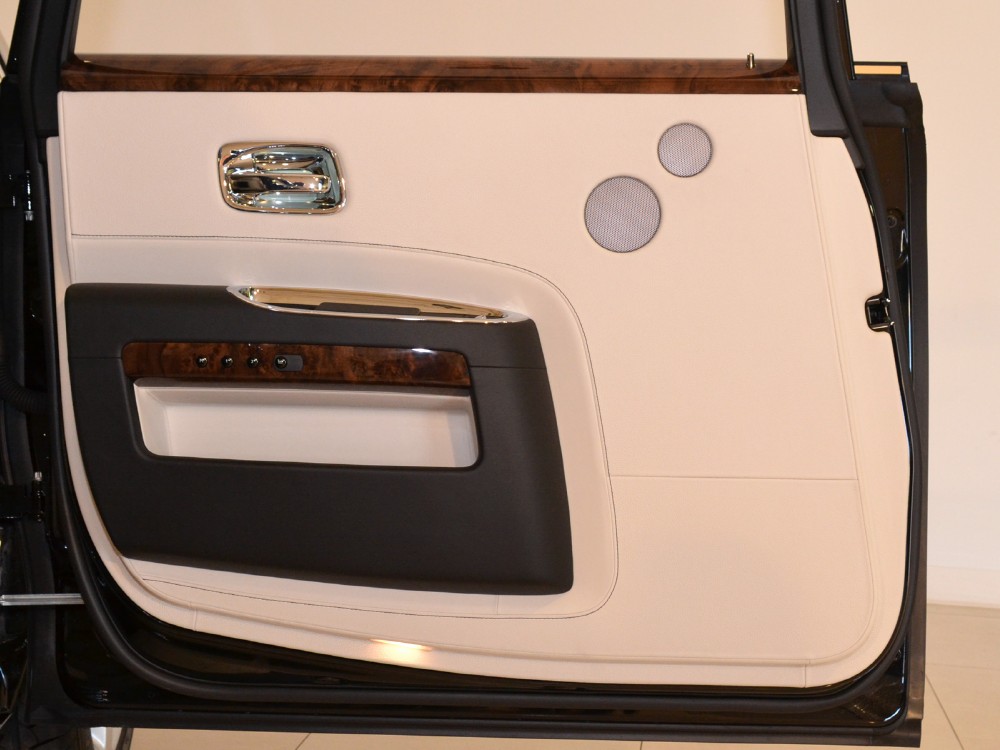 2012 Rolls-Royce Ghost EWB Image 27