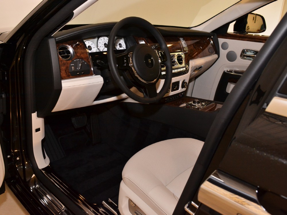 2012 Rolls-Royce Ghost EWB Image 3