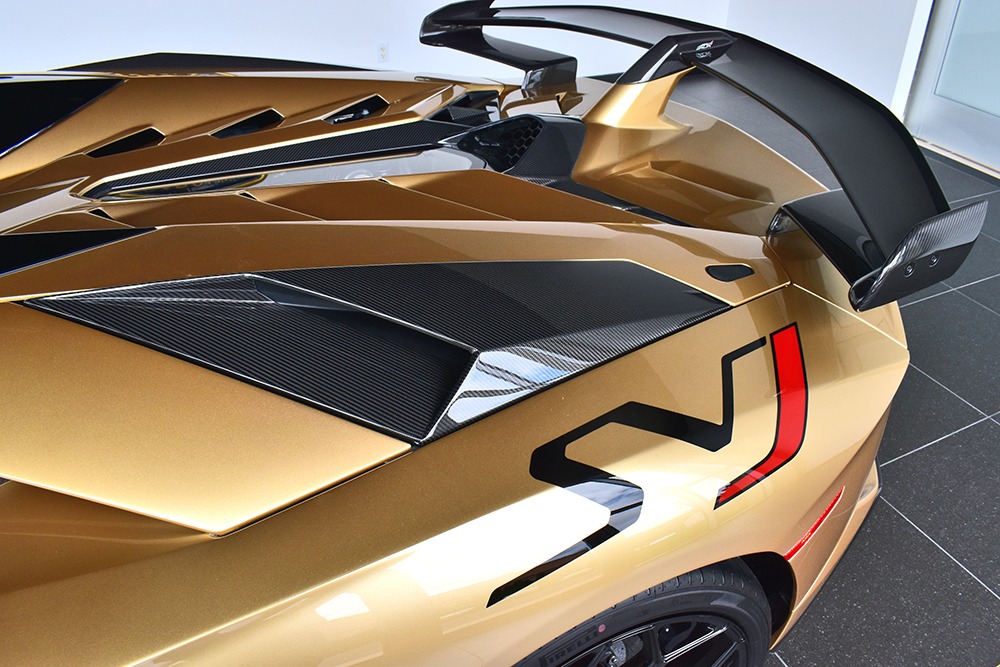 2020 Lamborghini Aventador Image 14