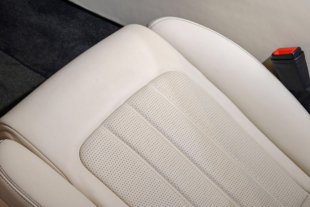 2012 Bentley Continental GT Convertible Image 9