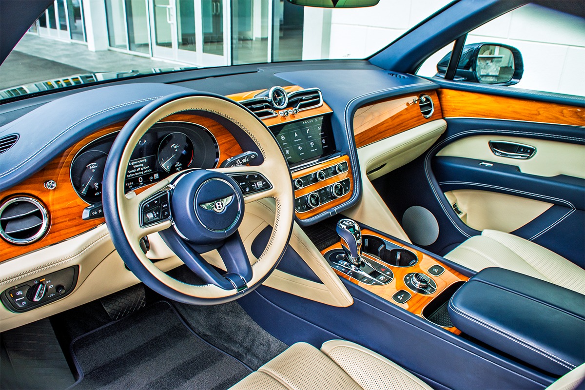 2021 Bentley Bentayga V8 Image 13