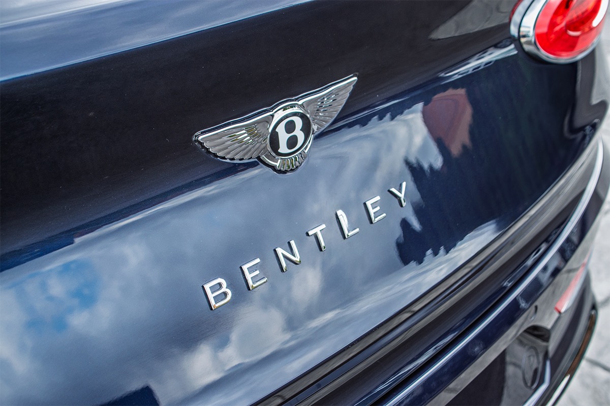 2021 Bentley Bentayga V8 Image 21