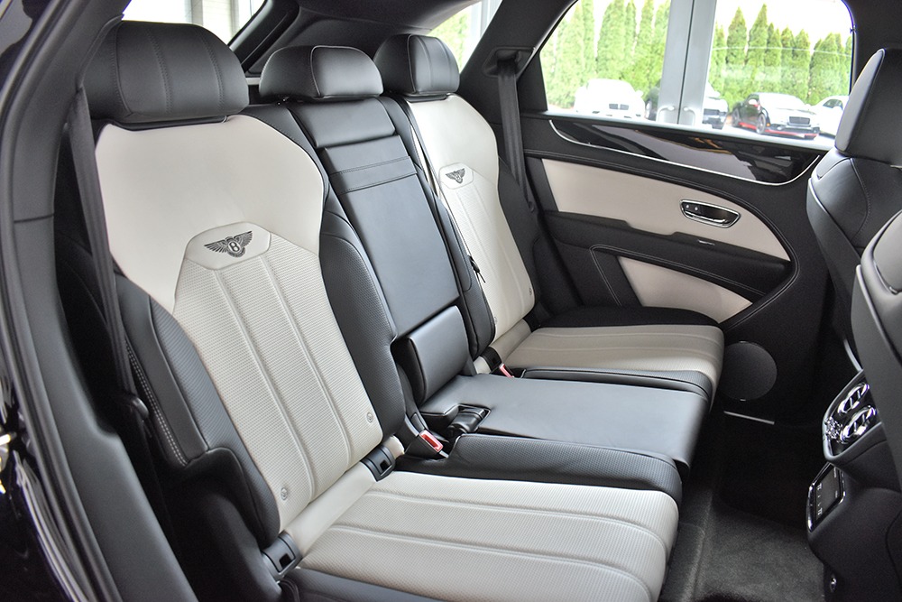 2021 Bentley Bentayga V8 Image 10