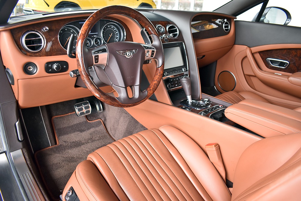 2016 Bentley Continental GT Image 3