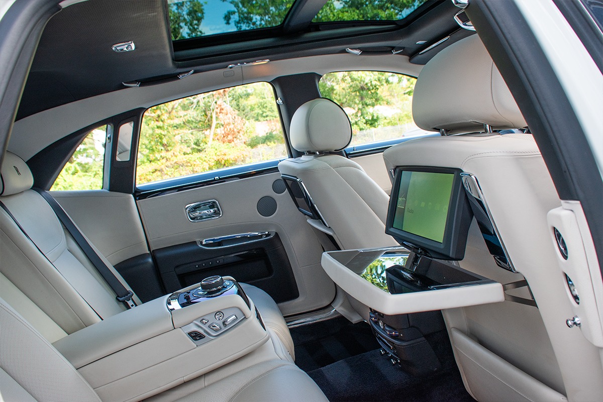 2015 Rolls-Royce Ghost Image 11