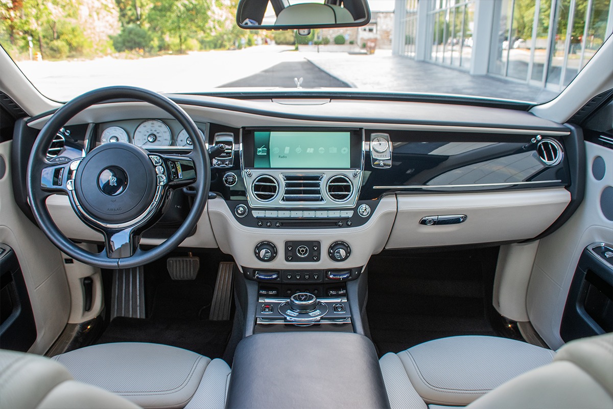 2015 Rolls-Royce Ghost Image 4