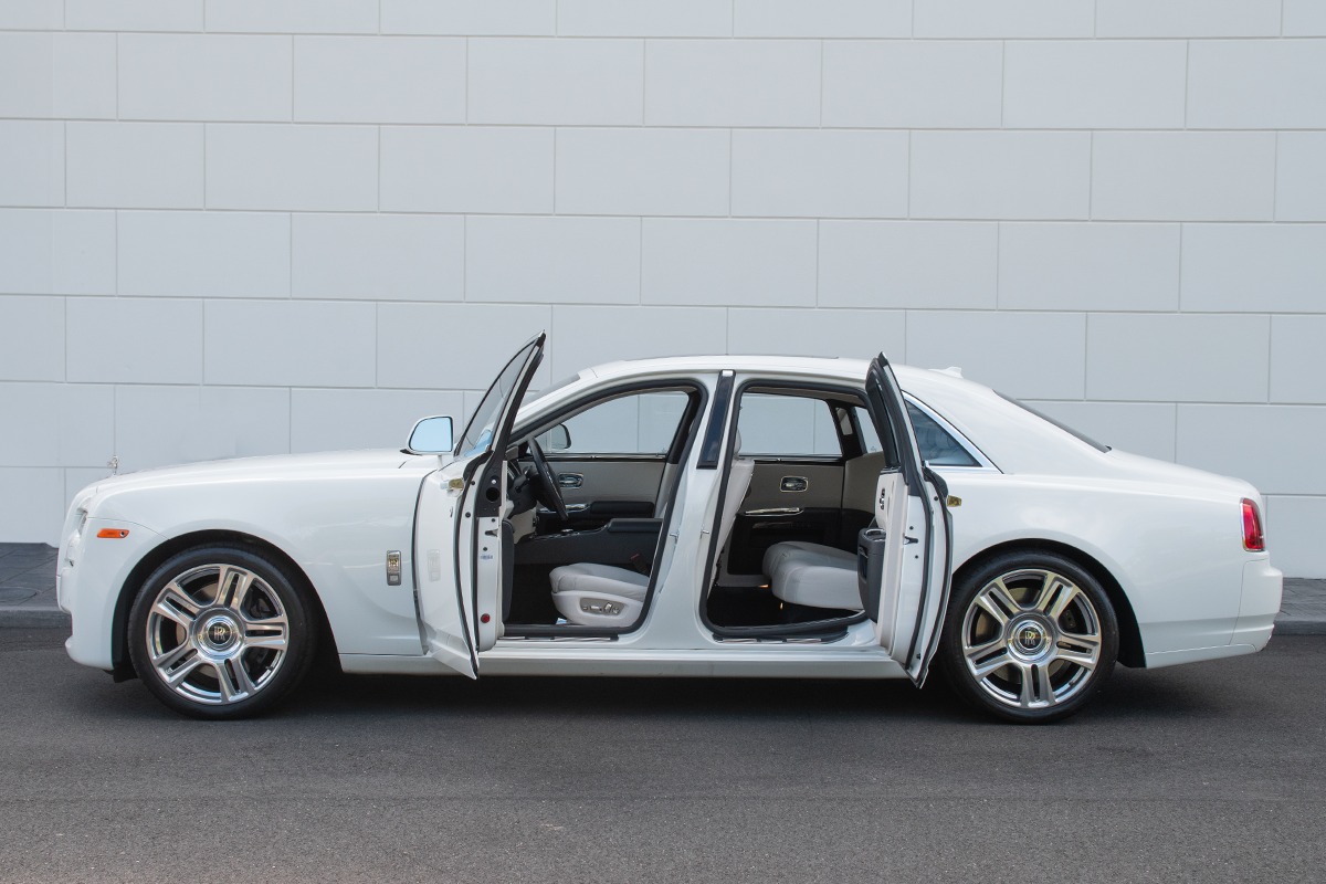 2015 Rolls-Royce Ghost Image 8