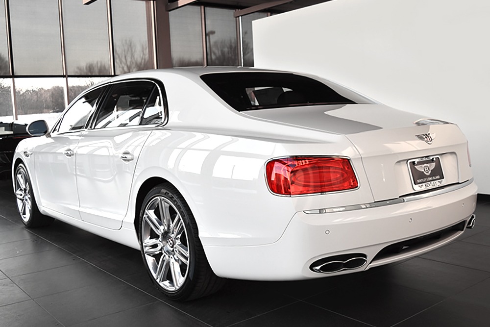 2016 Bentley Flying Spur Image 2