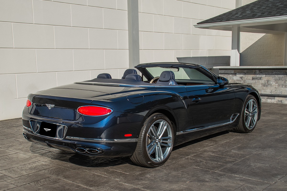 2021 Bentley Continental GT V8 Convertible Image 10